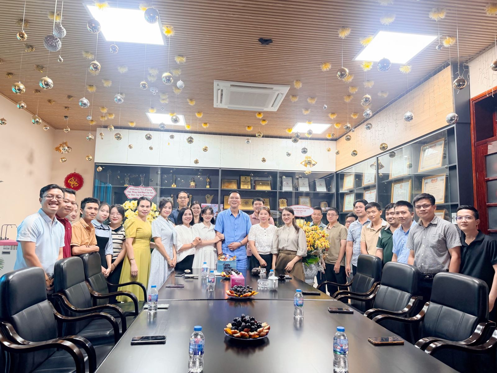 天新集团（THIEN TAN GROUP）全体干部员工共贺董事局主席阮金立（HUYNH KIM LẬP）生日快乐 (10/05)